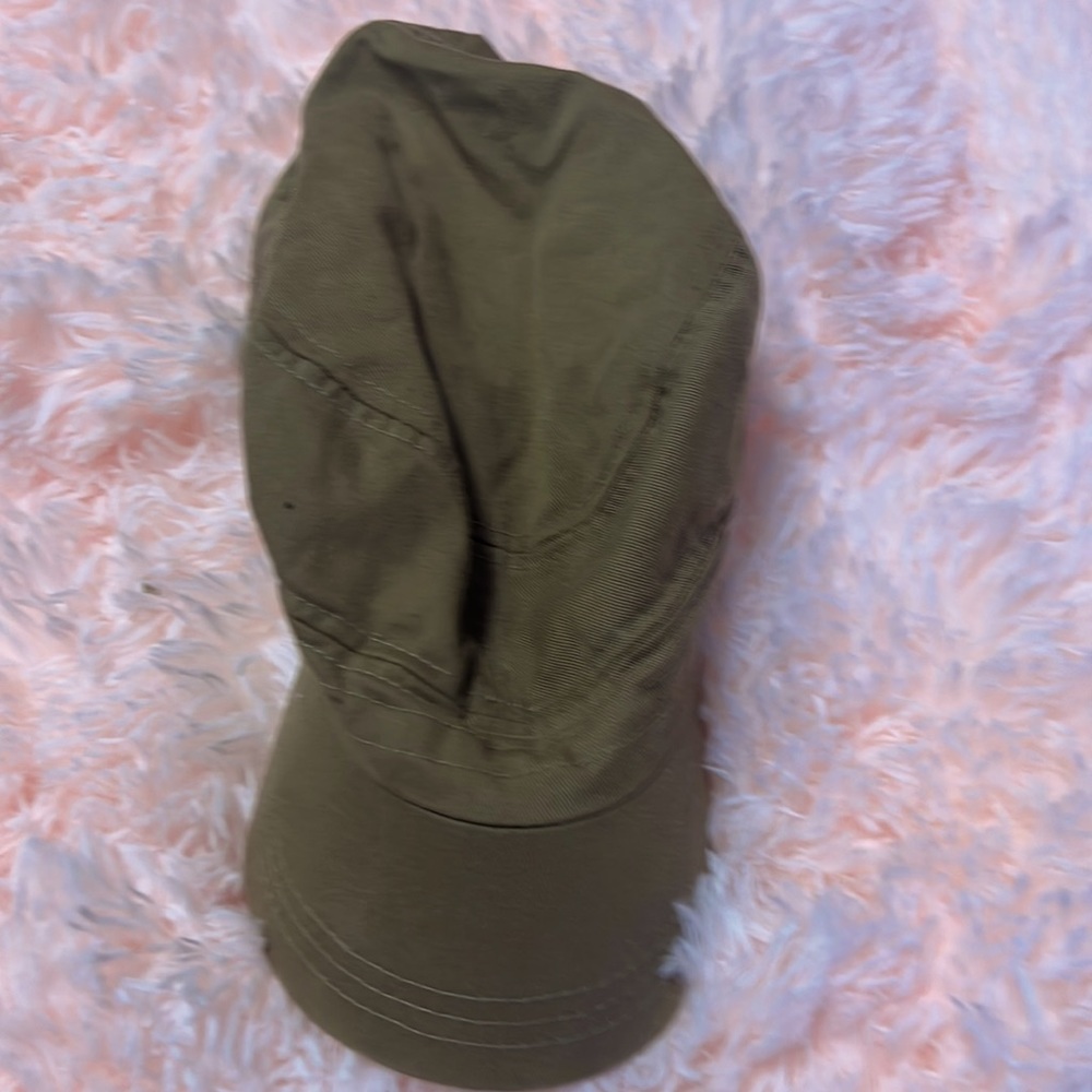 Green 90s hat